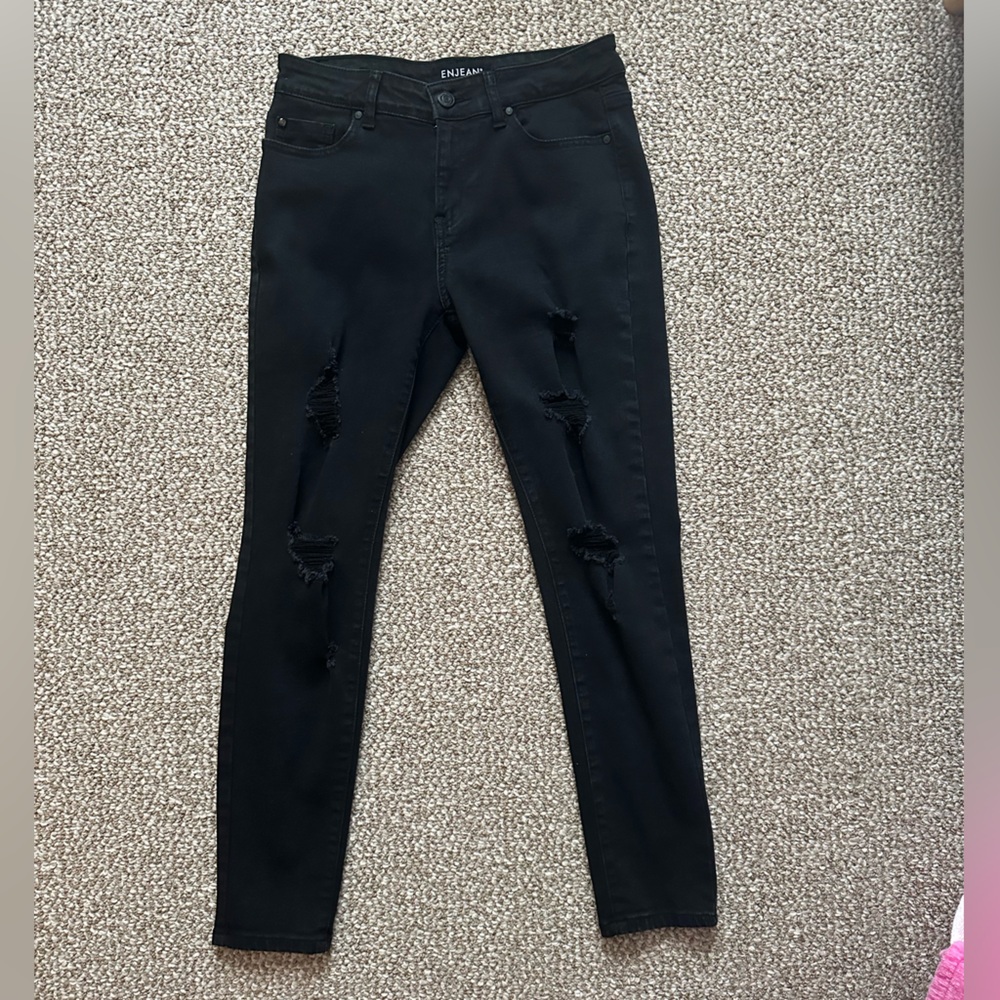 Black high waisted skinny jeans with ripped details (size 7)